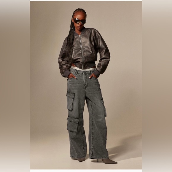 H&M Wide High Cargo Jeans - Picture 1 of 9